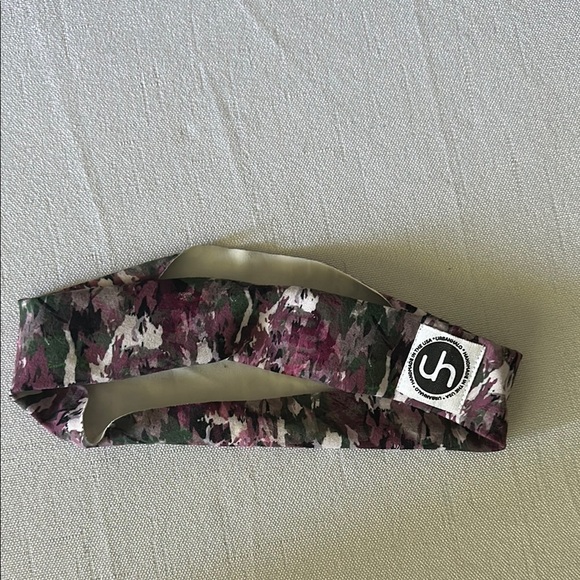 Urban Outfitters Camouflage Headband - Picture 1 of 4